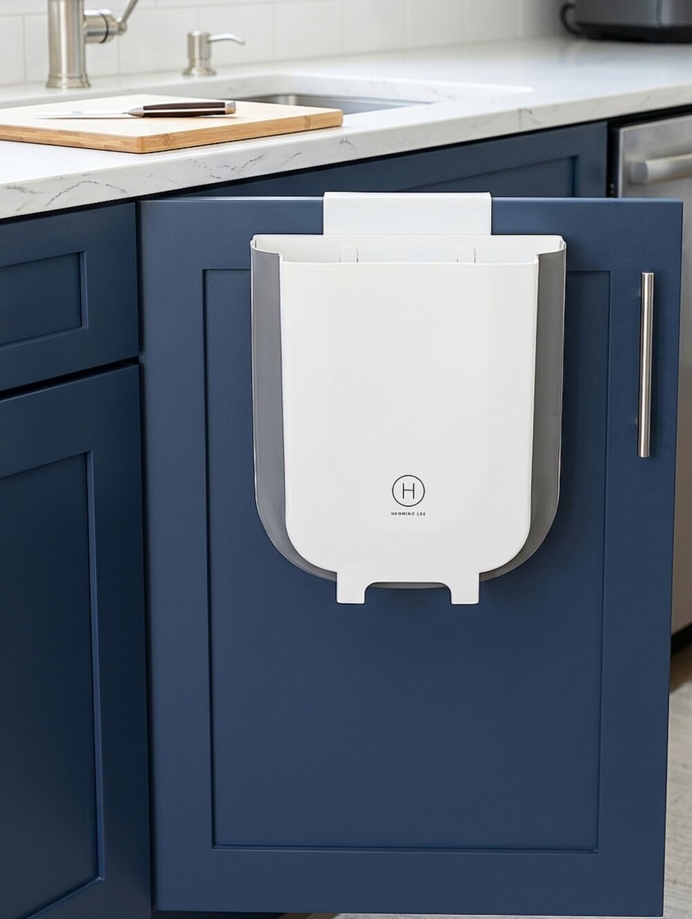 Henning Lee Large 1.8 Gallon Collapsible Countertop or Hanging Waste Bin White